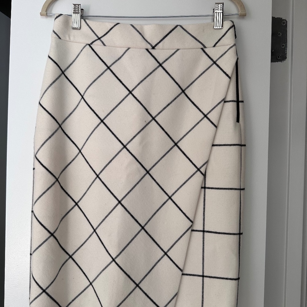 Zara Cream Cozy Skirt